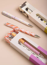 Caroline Gardner Pink/Orange Linked Hearts Boxed Pen