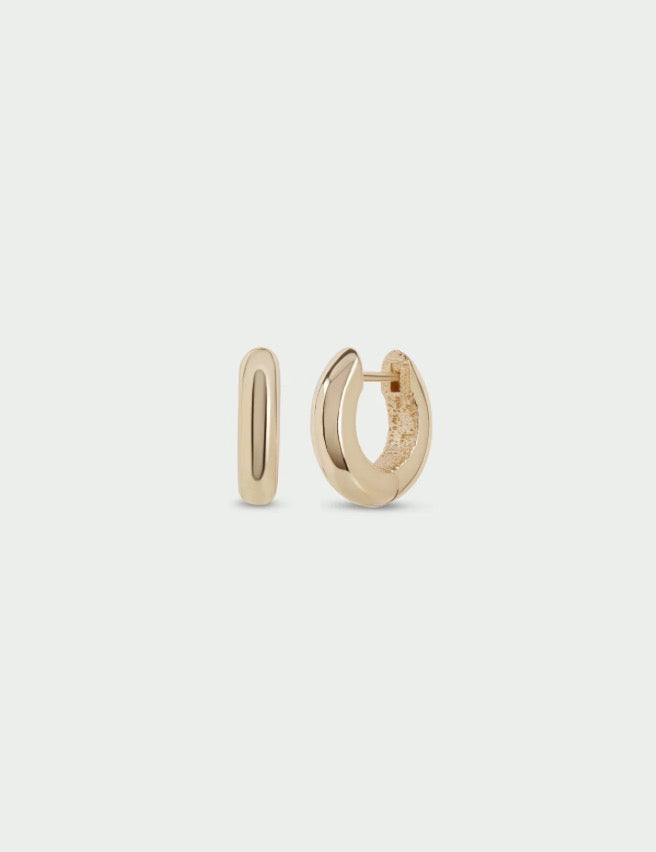 Shade Small Hoop Earrings in Gold
