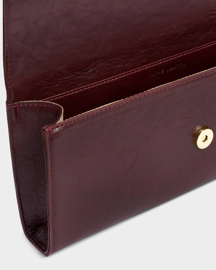 Katie Loxton Alma Clutch – Cherry Patent Crackle