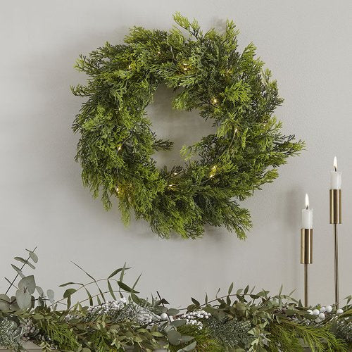 Cedar Pine Foliage Christmas Wreath with Lights